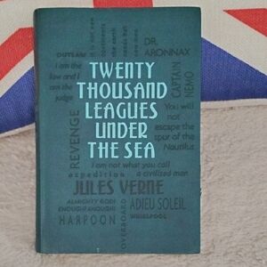 'Twenty Thousand Leagues Under the Sea' Classic Bound Novel.